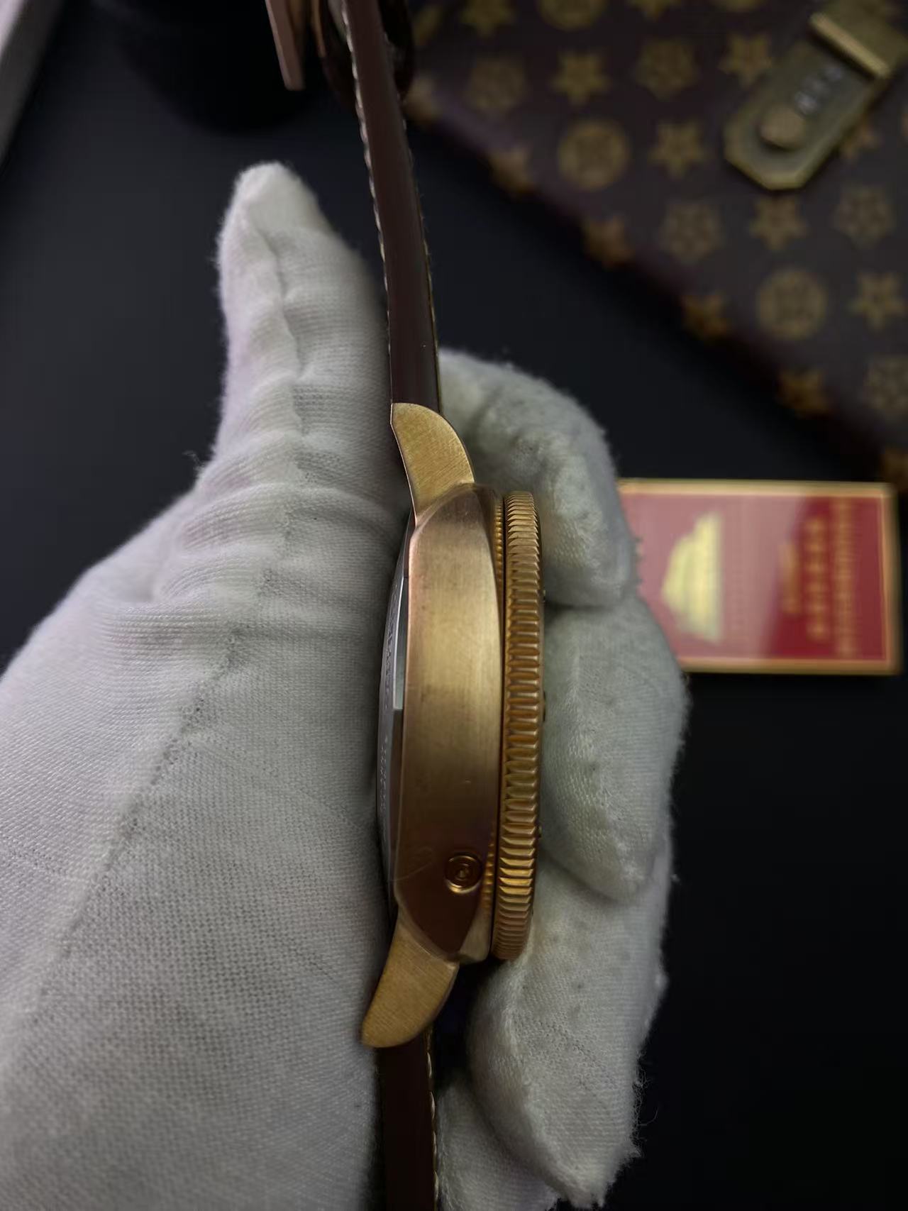 นาฬิกาข้อมือผู้ชายสไตล์วินเทจ  - Tropic Strap Vintage บทวิจารณ์และราคา